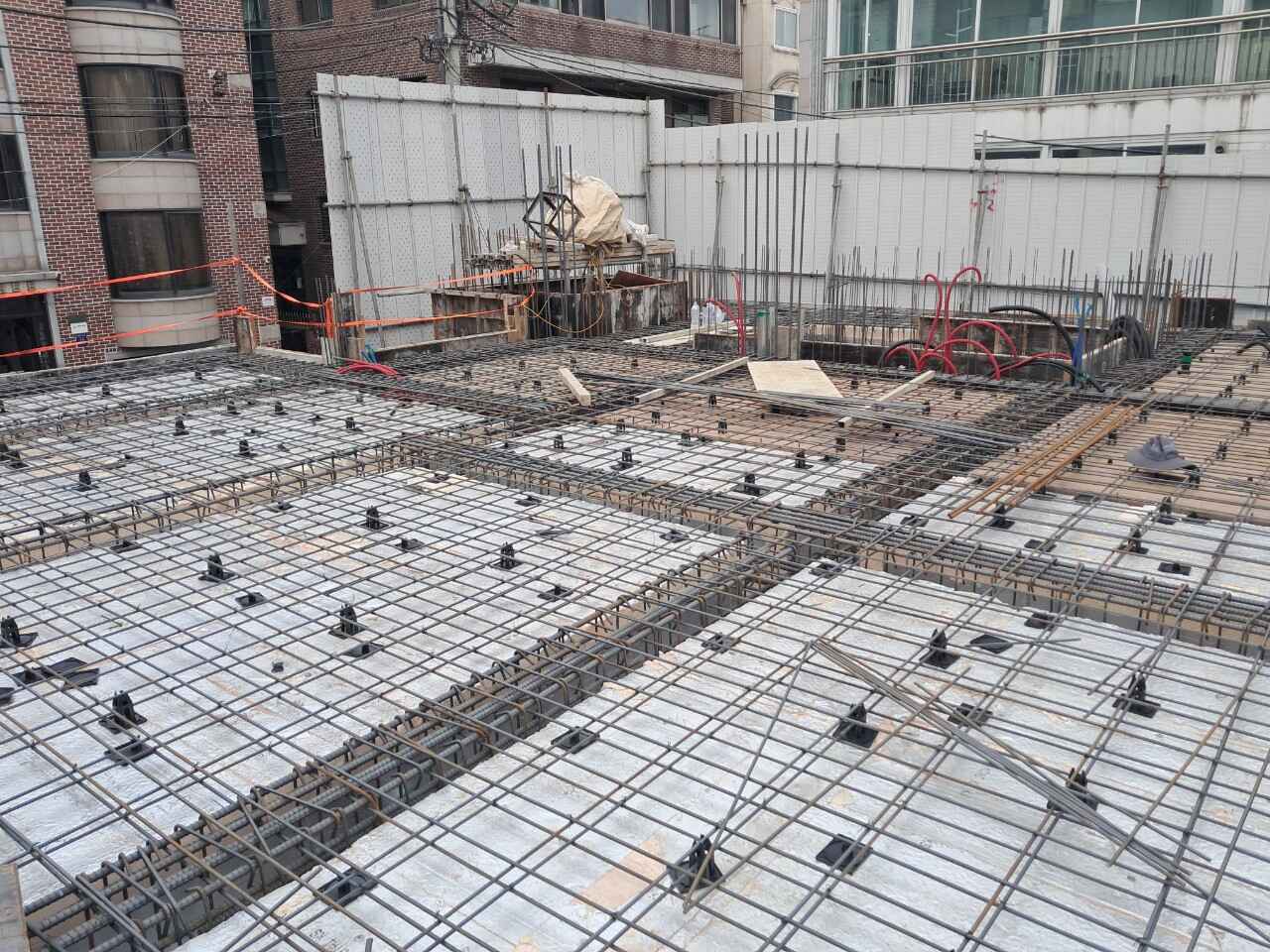 논현동 근린생활시설 2층 바닥 철근 배근